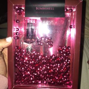 Victoria secret bombshell gift set